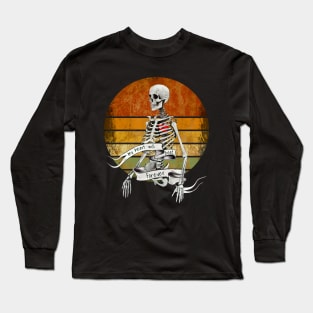 Human skeleton, gothic, red heart beat for ever, sunset vintage, cool, anatomy art Long Sleeve T-Shirt